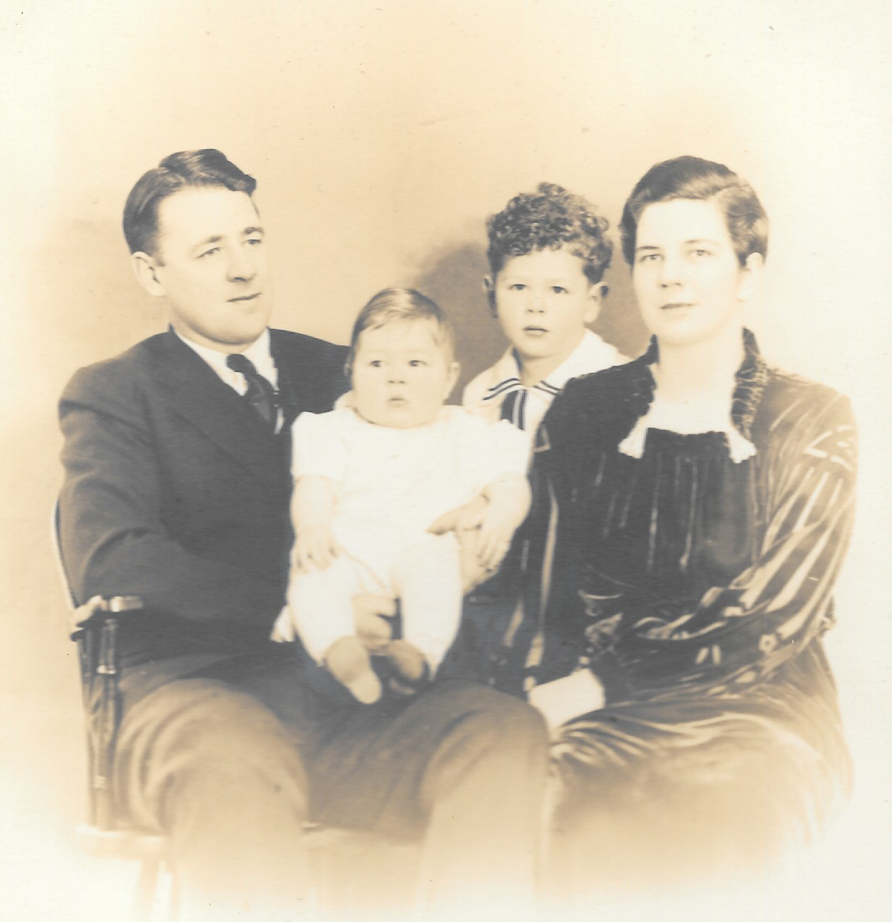 Ken and Alice Hinkley, 1936, with John and David